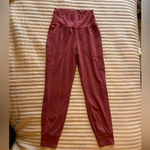 Athleta Salutation Joggers
